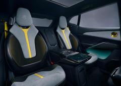 Interieur_lotus-eletre-l-hyper-suv-100-electrique_6