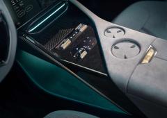 Interieur_lotus-eletre-l-hyper-suv-100-electrique_7