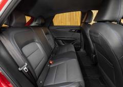 Interieur_mg4-luxury-la-compacte-100-electrique-a-l-essai_8