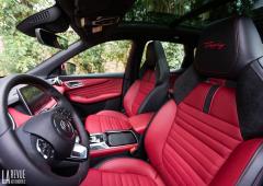 Interieur_mg-ehs-hybrid-essai_1