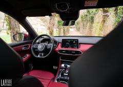 Interieur_mg-ehs-hybrid-essai_3
                                                        width=