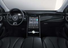 Interieur_mg-marvel-r-le-suv-electrique-haut-de-gamme-chinois_0