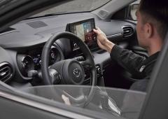Interieur_mazda2-hybrid_3