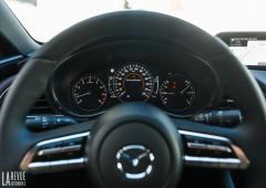 Interieur_mazda-3-skyactiv-d_4
                                                        width=