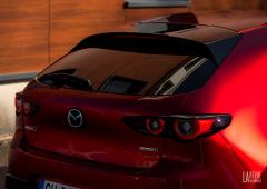 Exterieur_essai-mazda-3-exclusive-2-0l-e-skyactiv-x-mazda-m-hybrid-186ch_7
                                                        width=