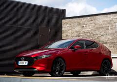 Exterieur_essai-mazda-3-exclusive-2-0l-e-skyactiv-x-mazda-m-hybrid-186ch_8