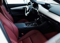 Interieur_mazda-mx-5-100eme-anniversaire_2
                                                        width=