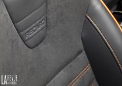 Interieur_mazda-mx-5-30em-anniversaire-essai_3
                                                        width=