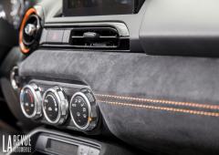 Interieur_mazda-mx-5-30em-anniversaire-essai_7
                                                        width=