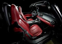 Interieur_mazda-mx-5-eunos-edition_2