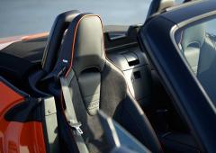 Interieur_mazda-mx-5-racing-orange_0
                                                        width=