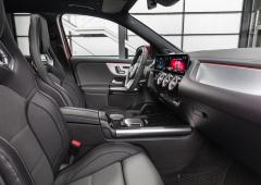 Interieur_mercedes-amg-gla-35-4matic_1
                                                        width=