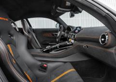 Interieur_mercedes-amg-gt-black-series_0