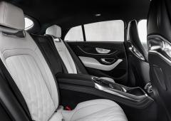 Interieur_restyling-amg-gt-coupe-4-portes-le-fond-pas-la-forme_2