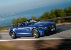 Exterieur_mercedes-amg-gt-r-roadster_14
                                                        width=