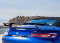 Exterieur_mercedes-amg-gt-r-roadster_9
                                                        width=