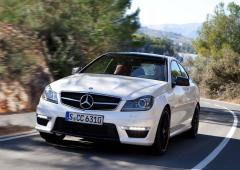 Nouvelle mercedes c 63 amg avec un v8 4 0 litres de 460 a 500 chevaux 