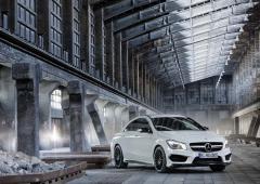 Mercedes cla 45 amg le 1er tour de piste 