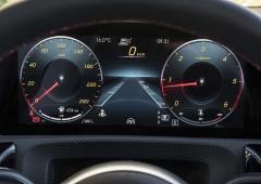 Interieur_mercedes-cla-shooting-brake-220d-essai_3