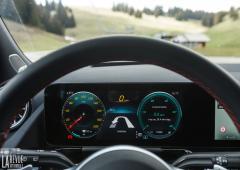 Interieur_mercedes-eqa-250-essai_28