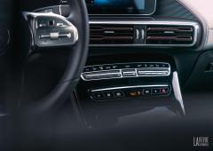 Interieur_essai-mercedes-eqc-400-amg-line_5
                                                        width=