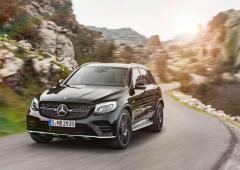 Le mercedes glc 63 amg et ses 510 ch sur larriere arrivent 