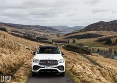 Exterieur_mercedes-gle-300d-amg-line_26
                                                        width=