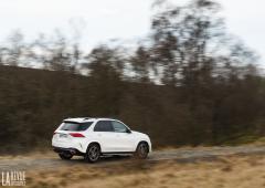 Exterieur_mercedes-gle-300d-amg-line_9
                                                        width=