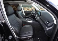 Interieur_mercedes-gle-450_5
                                                        width=