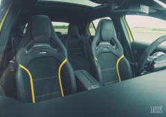 Interieur_mercedes-amg-a-45-s-4matic-le-petit-monstre-jaune-a-l-essai_1
                                                        width=