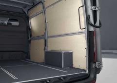 Exterieur_mercedes-sprinter-le-grand-fourgon-de-la-marque-a-l-etoile_8
                                                        width=