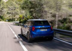 Exterieur_mini-cooper-se-les-photos-de-notre-essai-de-la-nouvelle-mini-electrique-millesime-2024-2025_8
                                                        width=