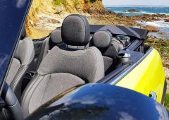 Interieur_mini-cooper-s-cabrio-la-nouvelle-decapotable-my-2022-passe-a-l-essai_4