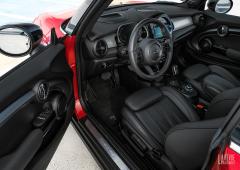 Interieur_essai-mini-electric-2022_0