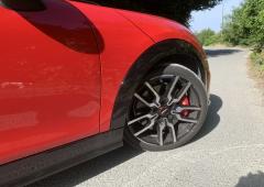 Exterieur_essai-mini-cabrio-jcw-2025_4