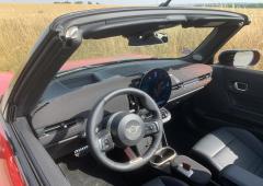Exterieur_essai-mini-cabrio-jcw-2025_8