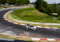 Exterieur_24-heures-du-nurburgring-2025-chez-mini-bulldog-racing_7