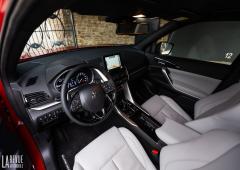 Interieur_mitsubishi-eclipse-cross-essai_2
                                                        width=