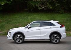 Exterieur_mitsubishi-eclipse-cross-annee-2021-et-son-moteur-hybride-rechargeable_2