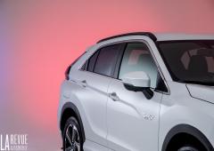 Exterieur_mitsubishi-eclipse-cross-phev-presentation_7