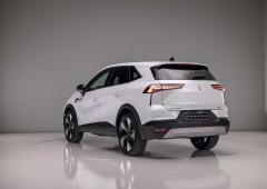 Exterieur_mitsubishi-grandis-cousin-discret-espace-optimise_5