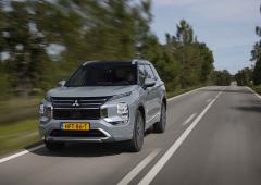 Exterieur_mitsubishi-outlander-phev-l-hybride-au-gout-d-aventure-essai_18