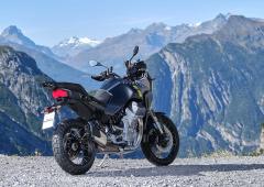 Exterieur_moto-guzzi-stelvio-les-photos-et-les-infos_5
                                                        width=