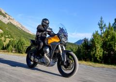 Exterieur_moto-guzzi-stelvio-les-photos-et-les-infos_9
                                                        width=