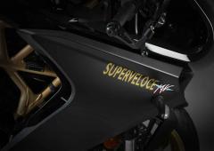 Interieur_mv-agusta-superveloce-800-black-annee-2021_2