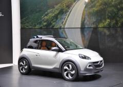 Opel adam cheveux au vent 