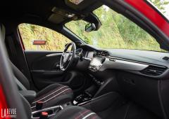 Interieur_opel-corsa-40-ans_8