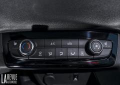 Interieur_opel-corsa-f-essai_8