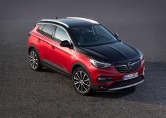 Exterieur_opel-grandland-x-hybrid4-les-genes-de-l-hybride_9