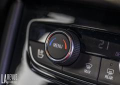 Interieur_opel-grandland-x-hybrid4-essai_11